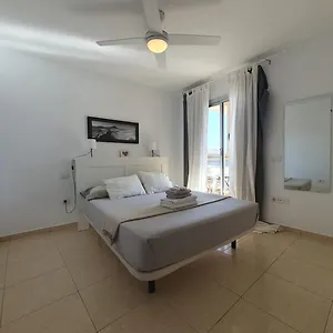 https://la-ladera-el-medano-beach-apartment.tenerifehoteles.net